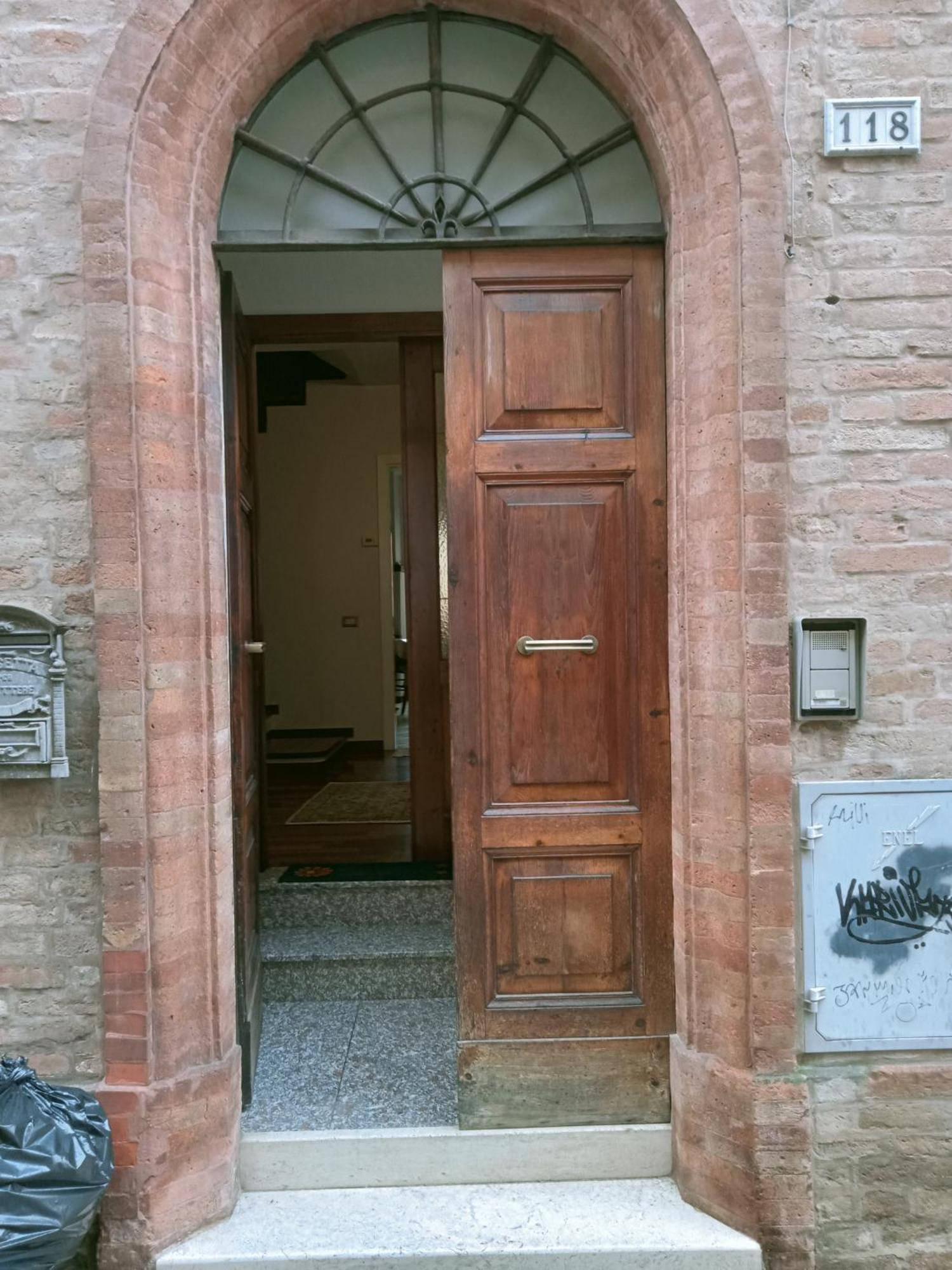 Camere Via Crispi Centro Storico ماشيراتا المظهر الخارجي الصورة